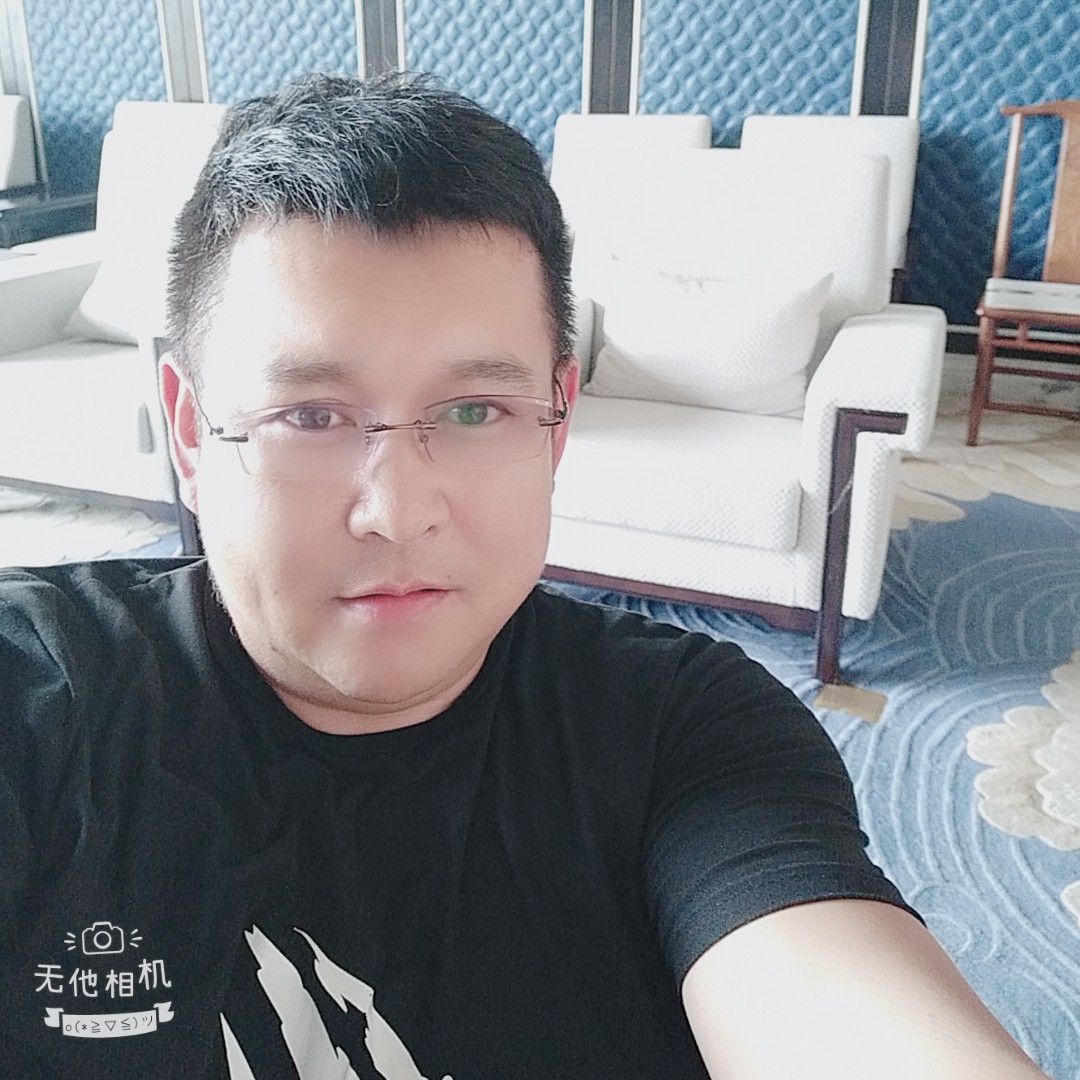 大门爱无私的照片