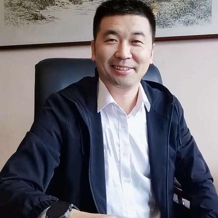 神勇与花生的照片