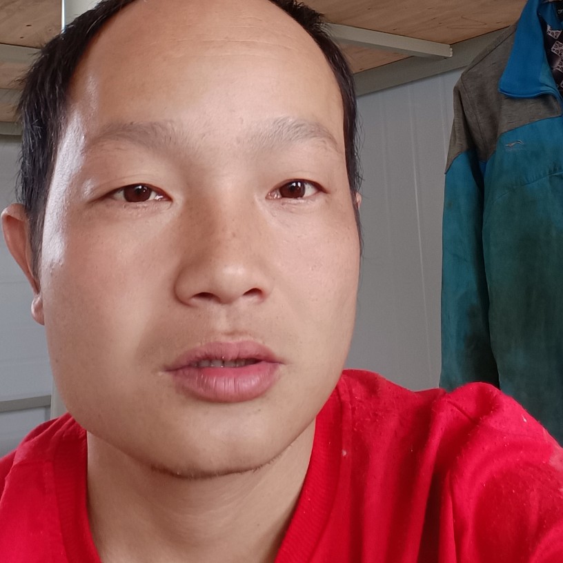 面包拾忆年轻的照片