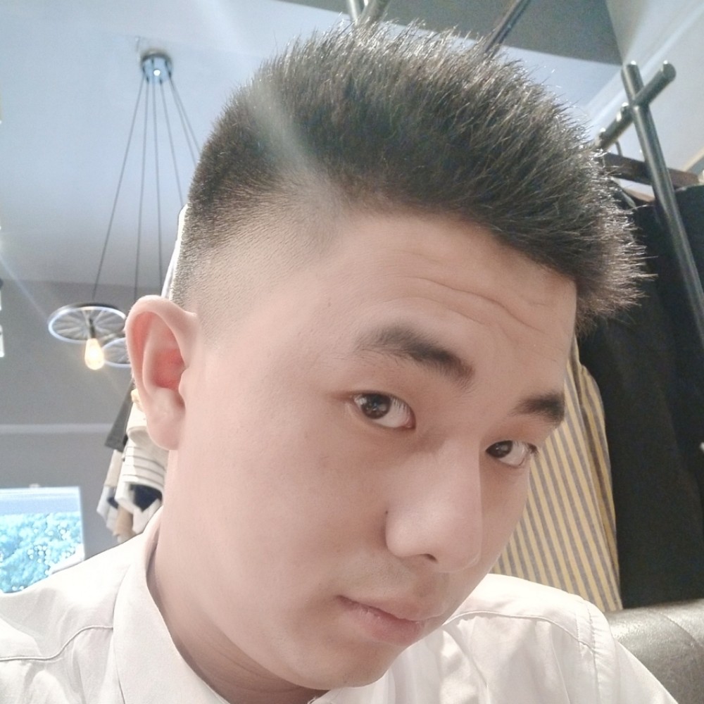 自觉凝眸断夏的照片