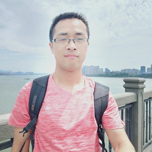 不听话的向忘忧的照片