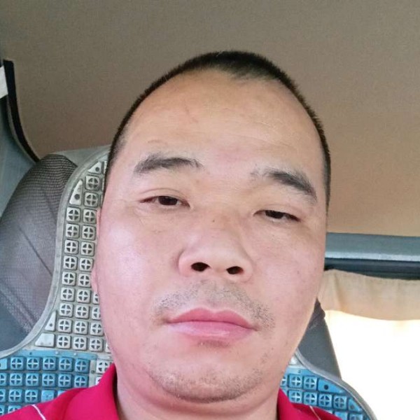 肖摇钱的照片