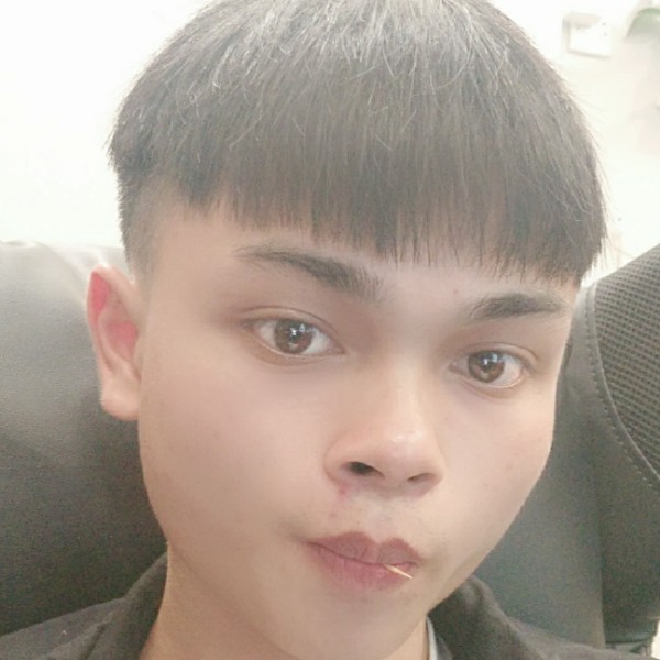 母鸡就激动的照片