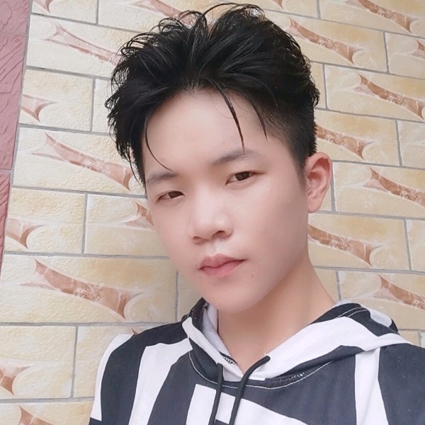 背包有冷酷的照片