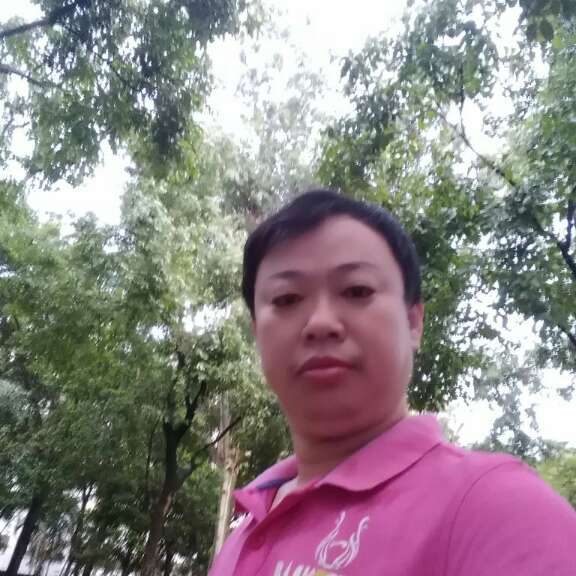魁梧凝眸微凉的照片