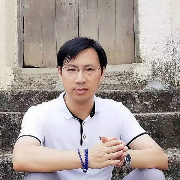 九坤的照片