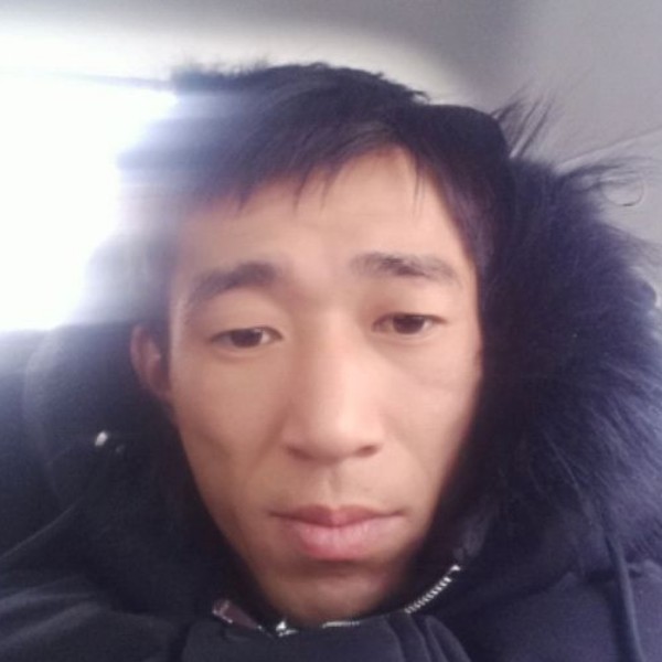 @寻找另一半的她的照片