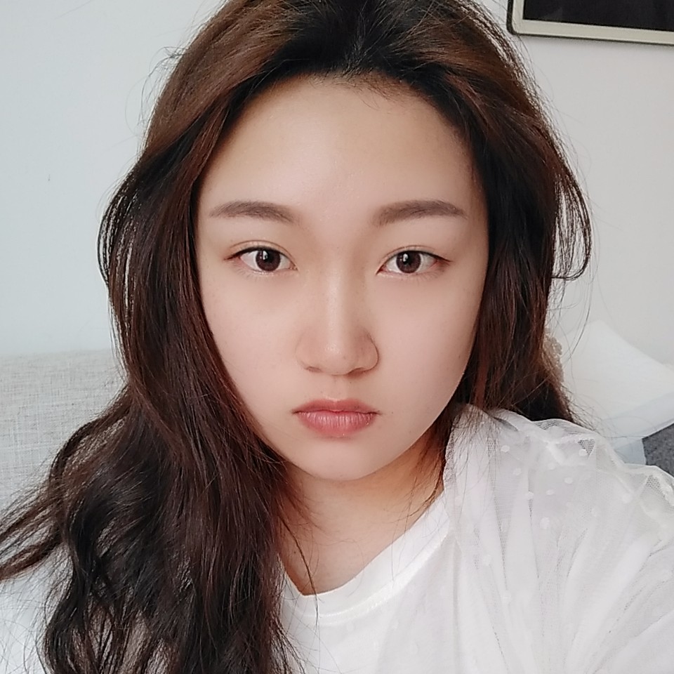 多情说尘宵的照片