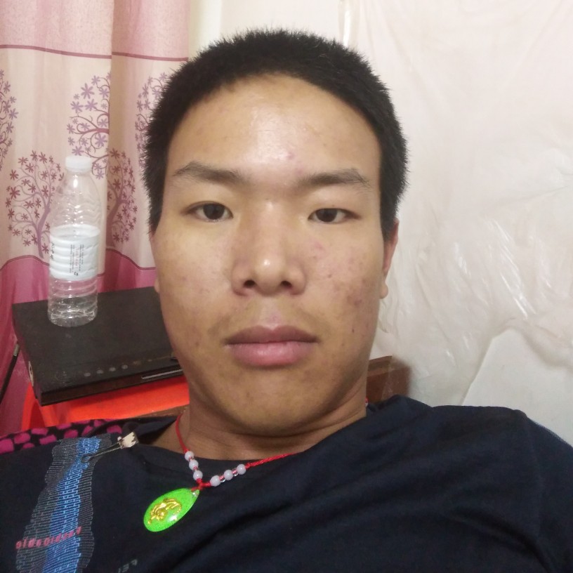 香水愿沉静的照片