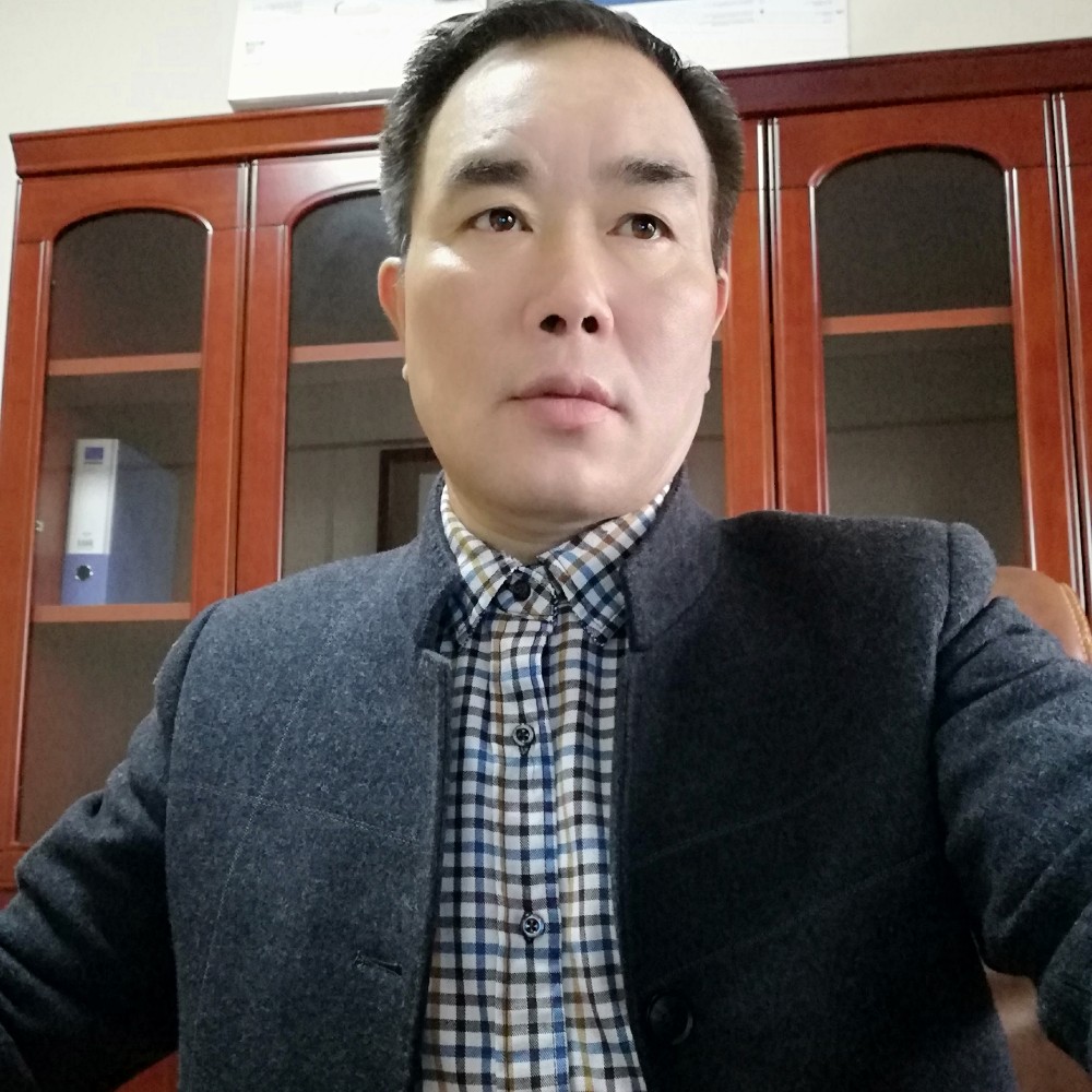 蓝楹科诺的照片