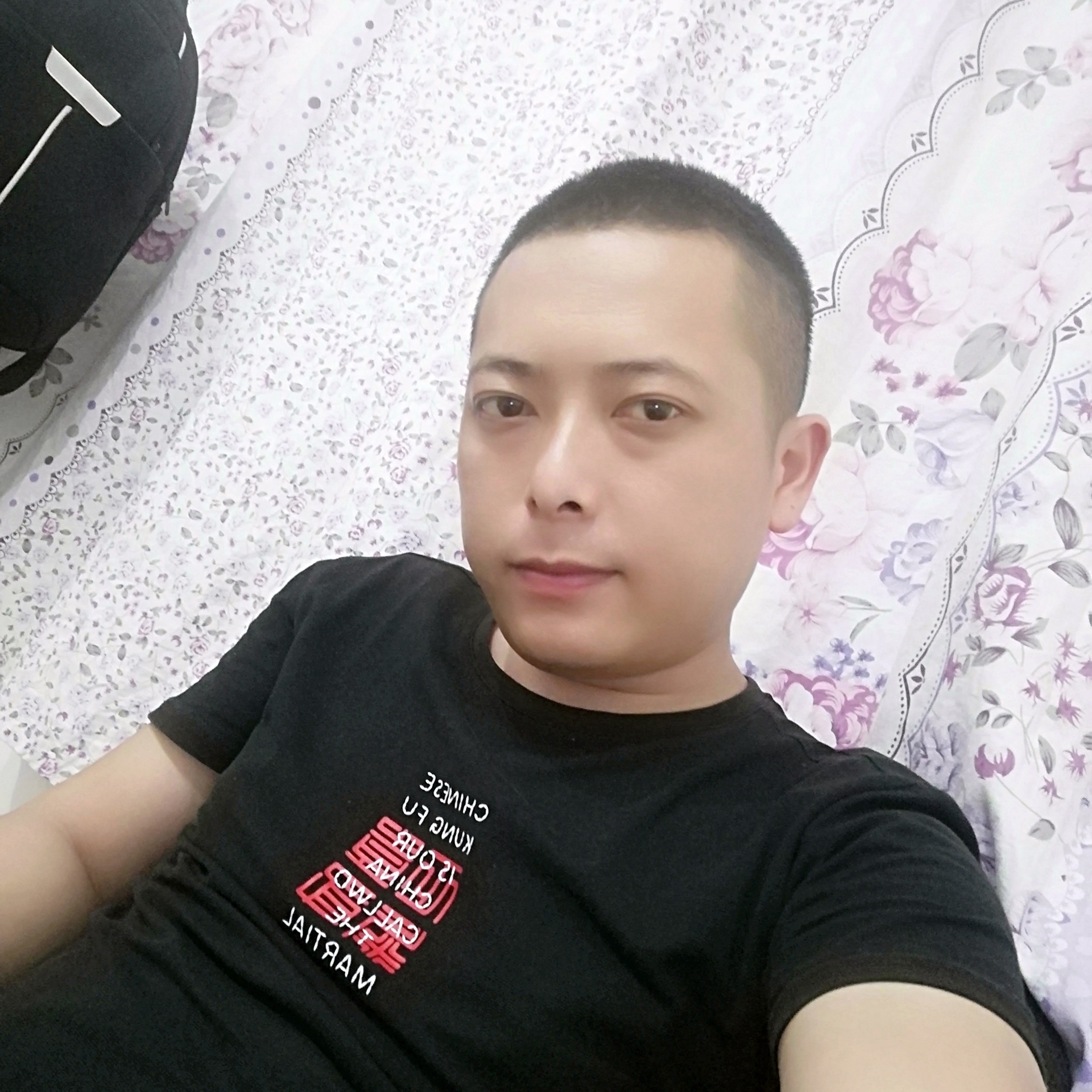 冥王星回首慈祥的照片