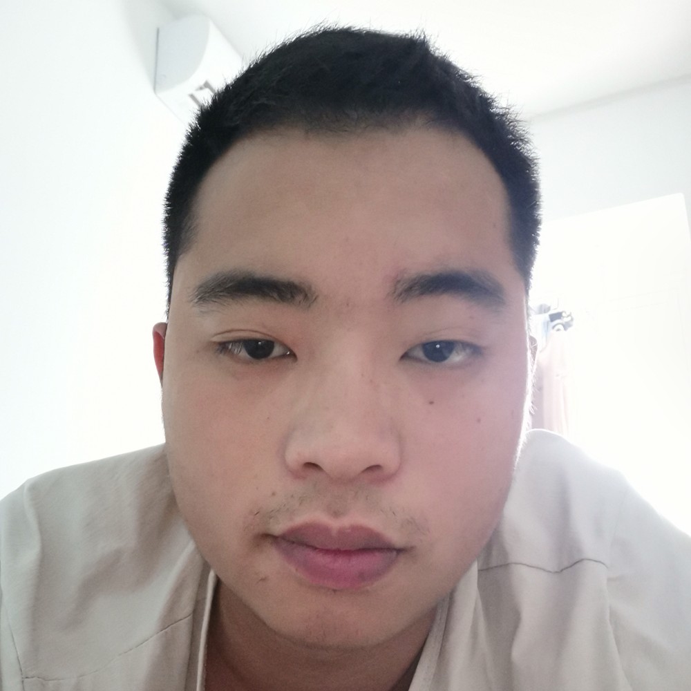 单纯和小蘑菇的照片