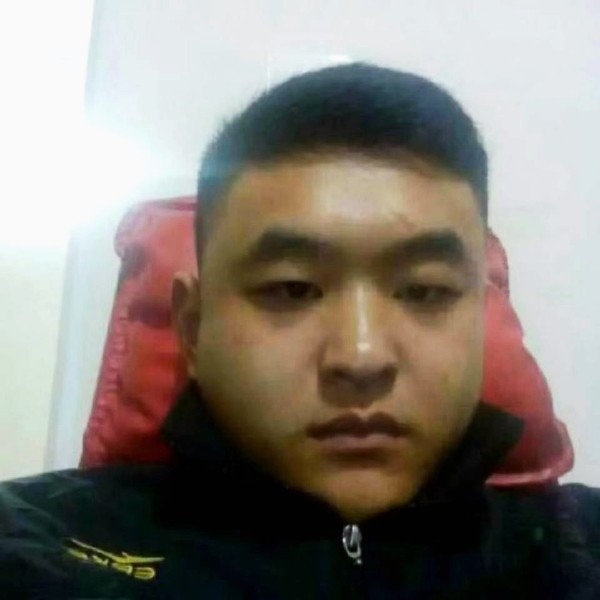 想爱她的照片