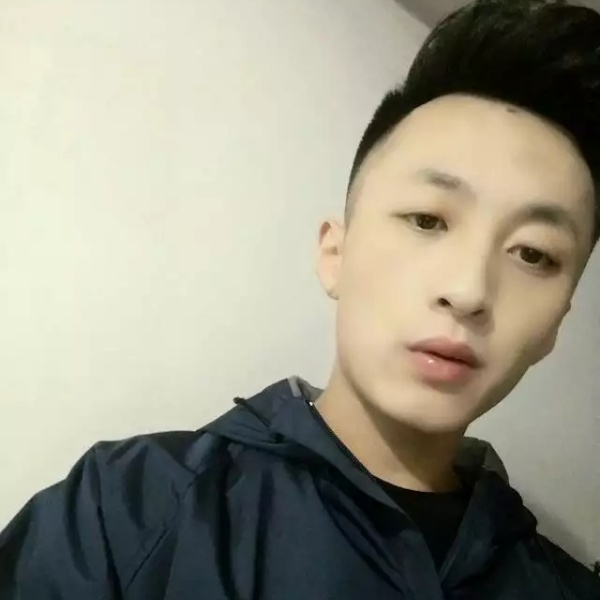 听话小蘑菇的照片