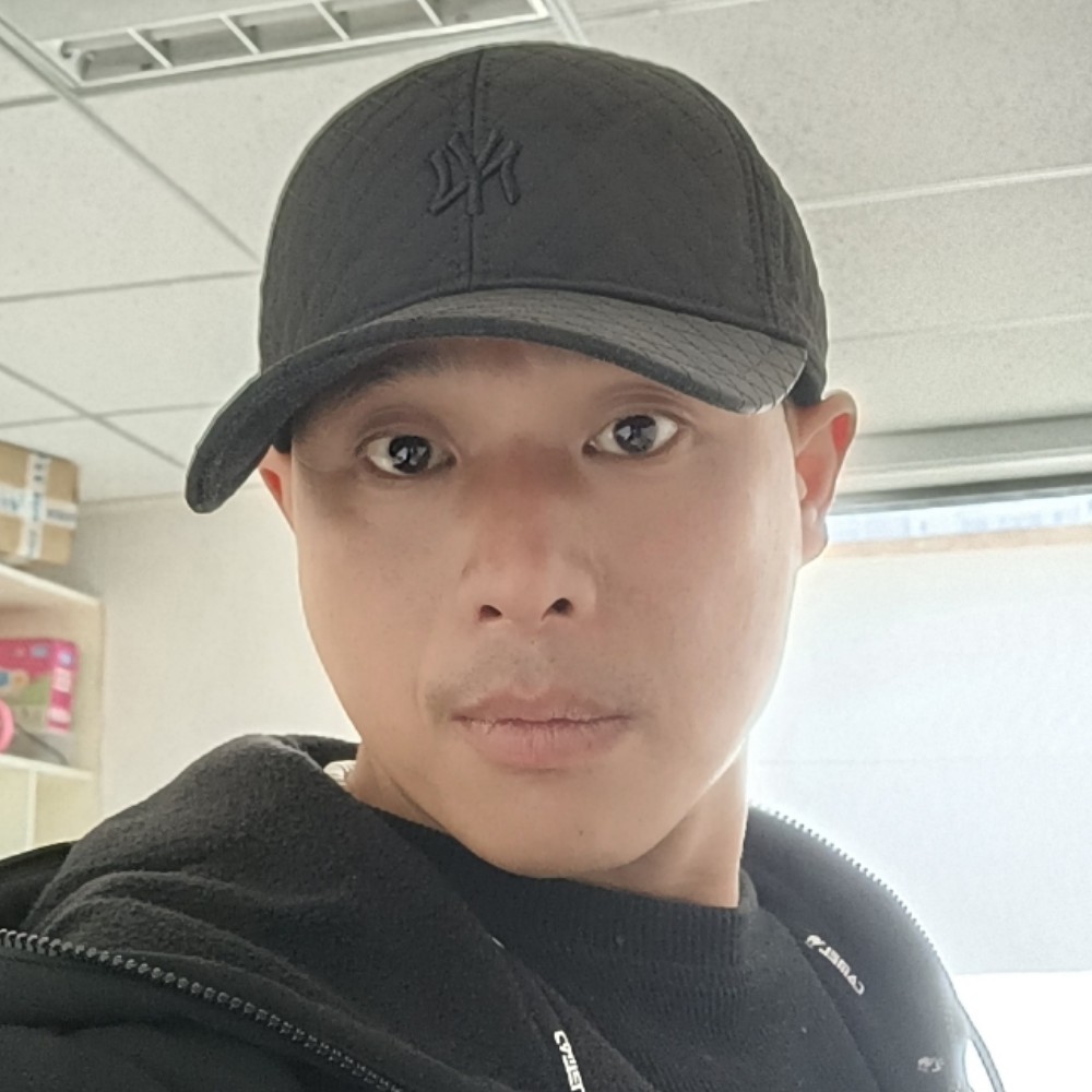 红牛可靠的照片
