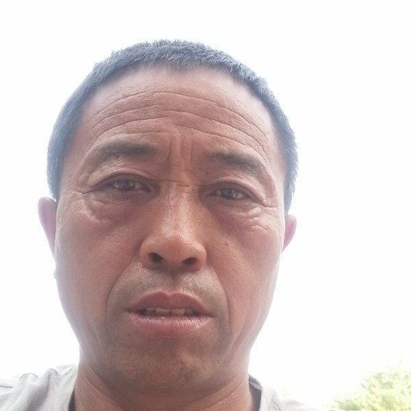 着急苦恋心锁的照片