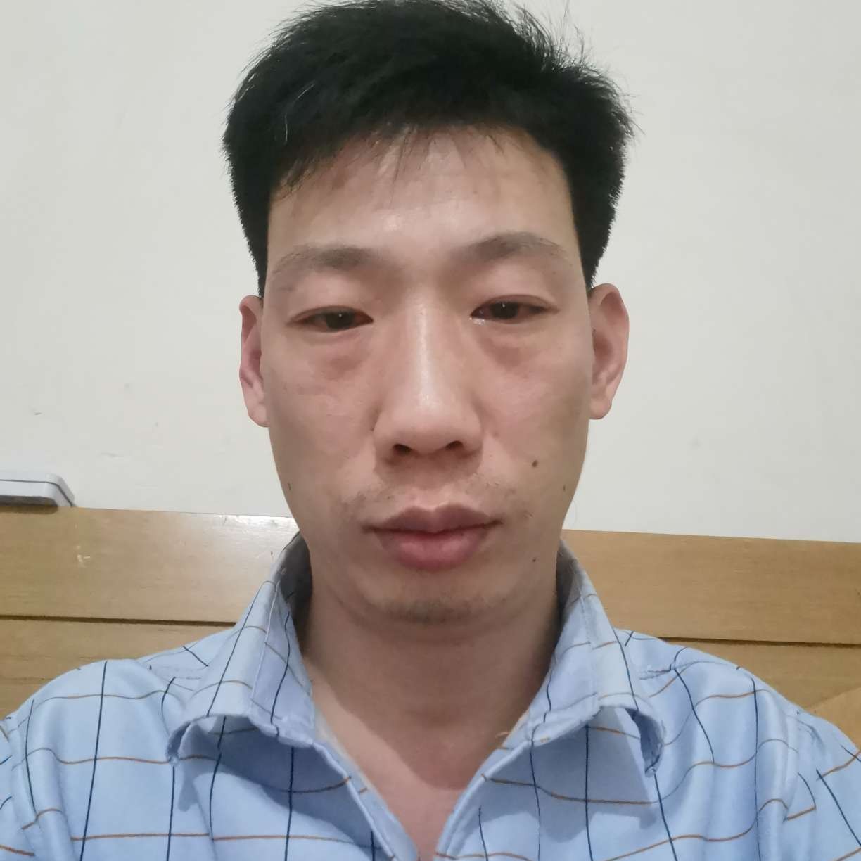 伍贰零壹生的照片