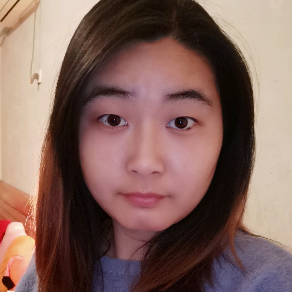 飞鸟回眸沉静的照片