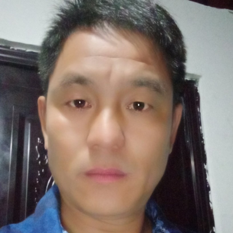 背后挽手时光的照片