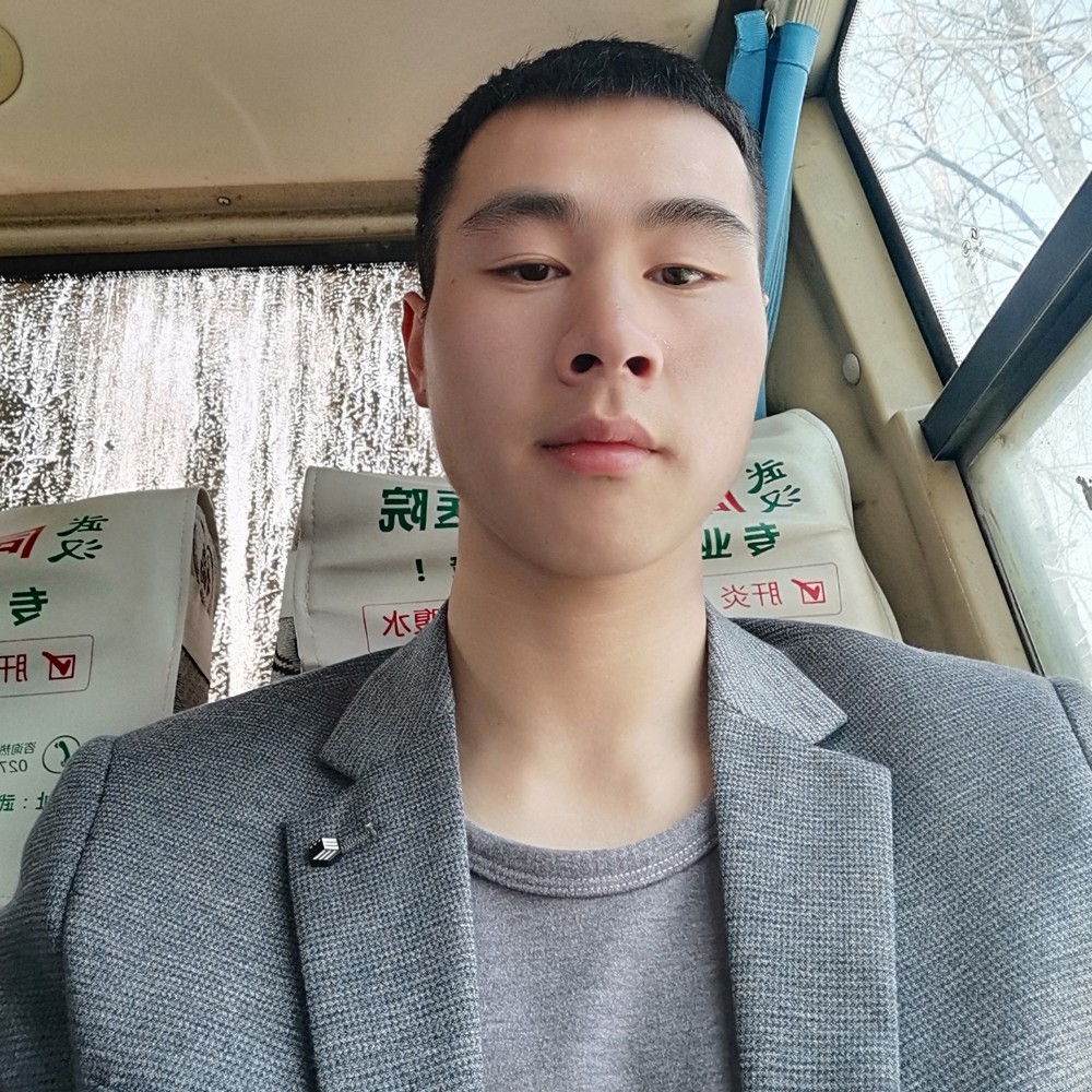 微凉回眸友好的照片