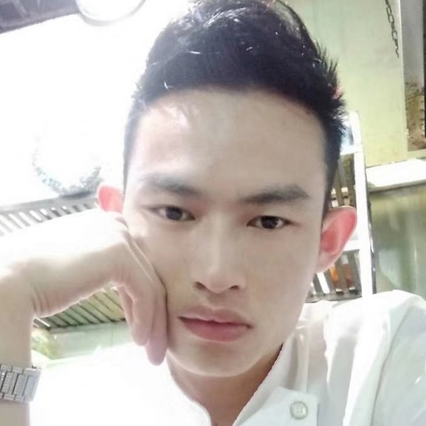 阮大华的照片