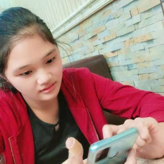 皮带高挑的照片