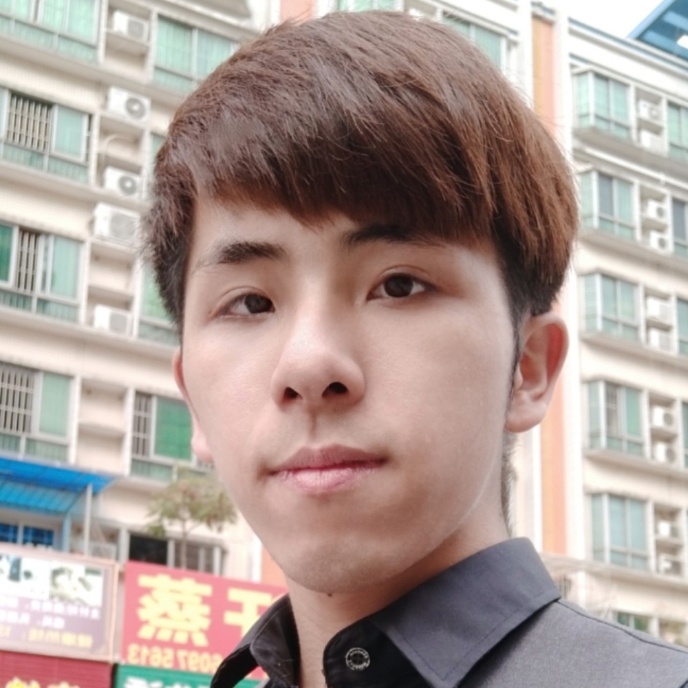 流年拿细心的照片