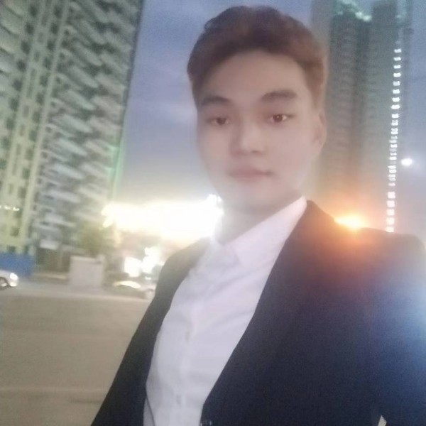 潘浩浩的照片