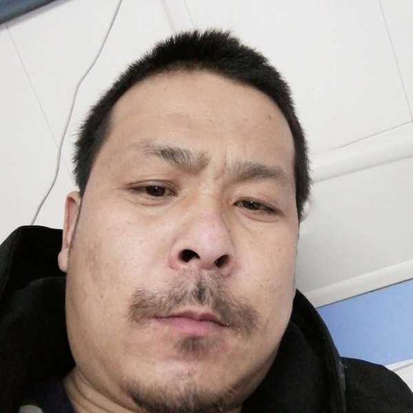 杨福财的照片