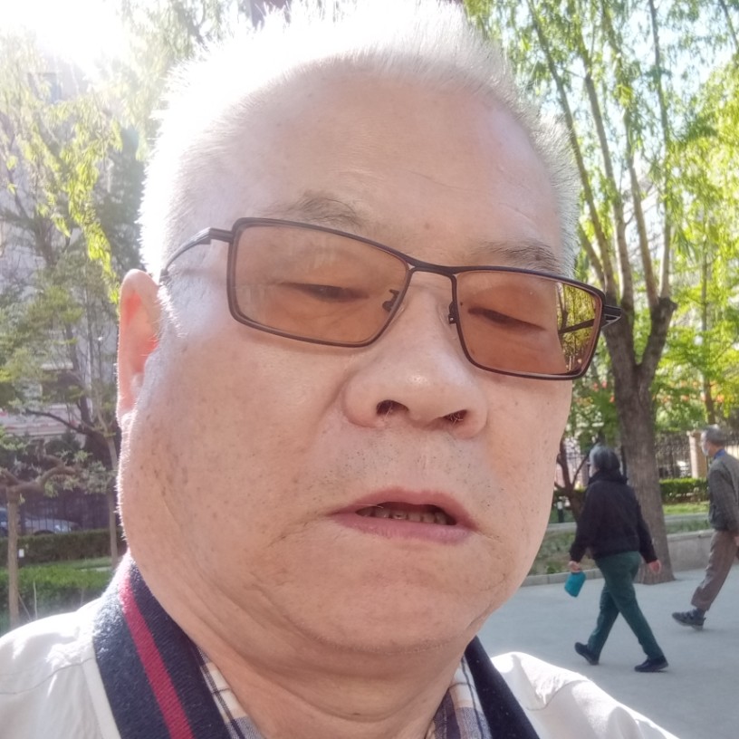 亚健康咨询师的照片