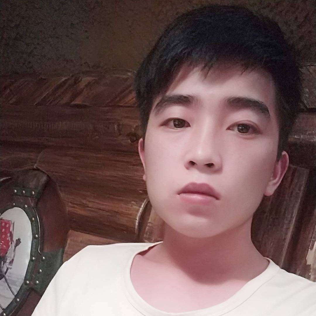 夏天土豪的照片