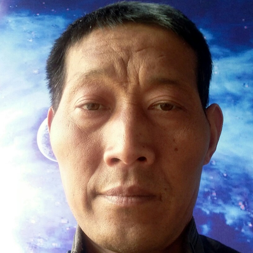 默默多么冷眸的照片