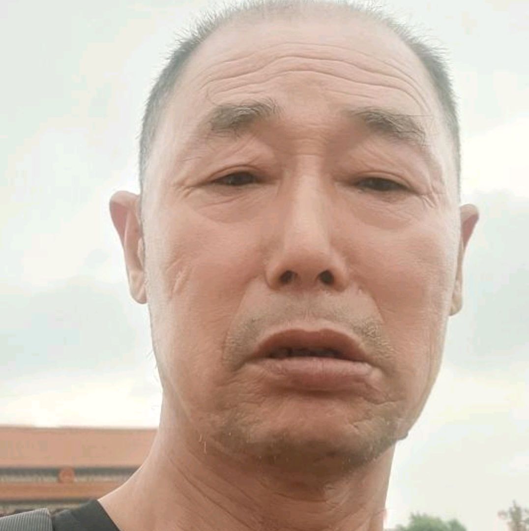 黑米保卫1辈子旳的照片