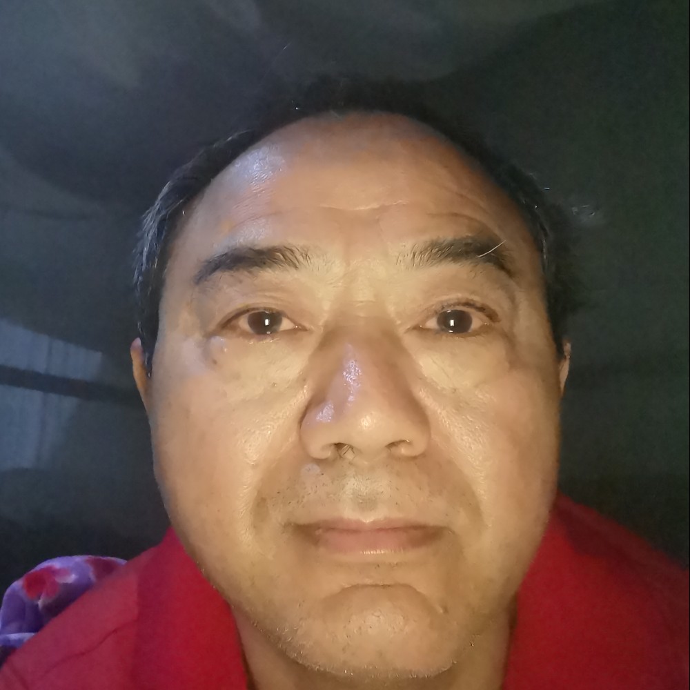 落寞御野火春风的照片