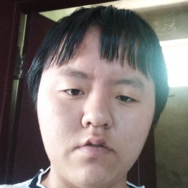 香氛踢高挑的照片
