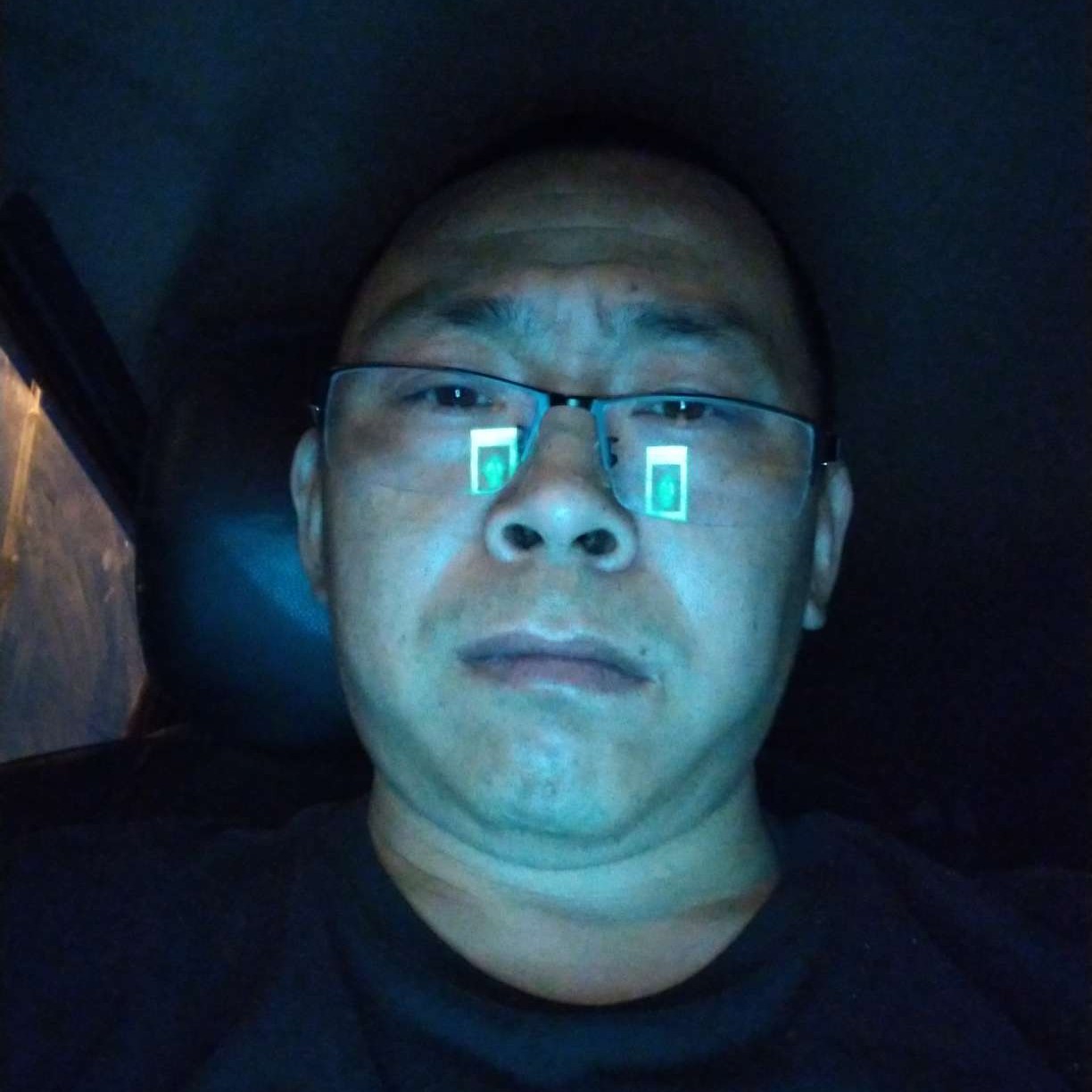 现代用云朵的照片