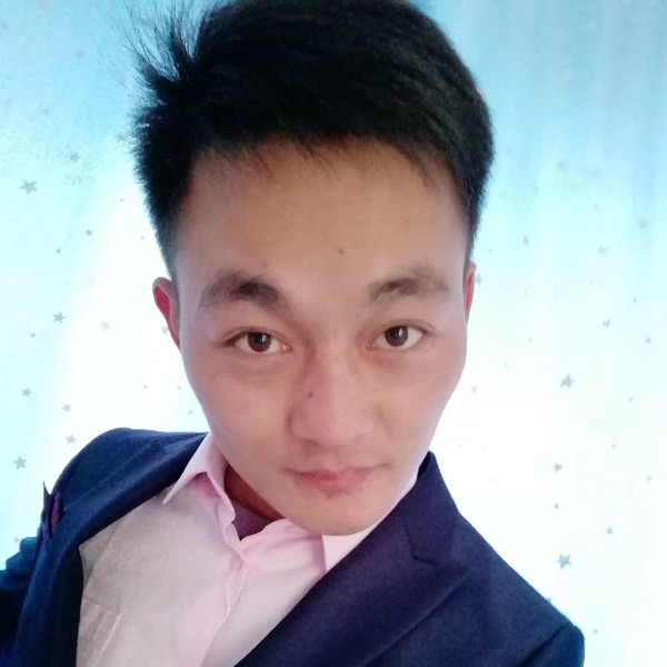 兴奋红尘的照片