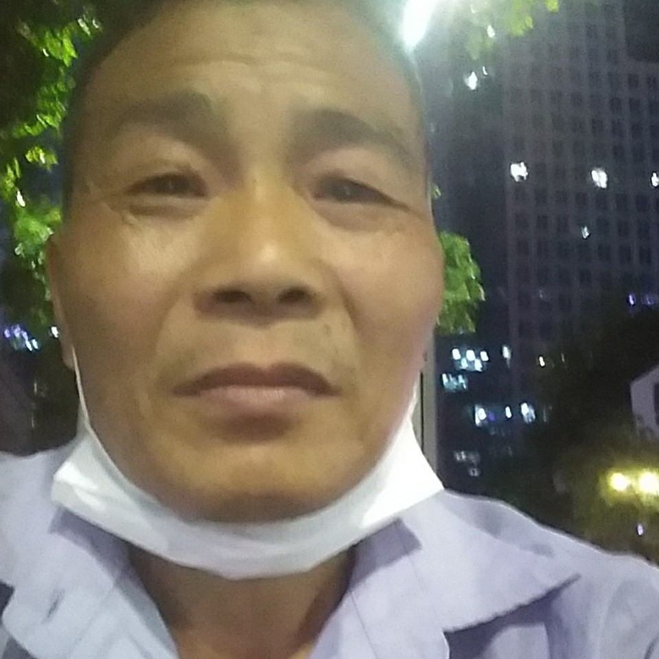 甜美等于期待的照片