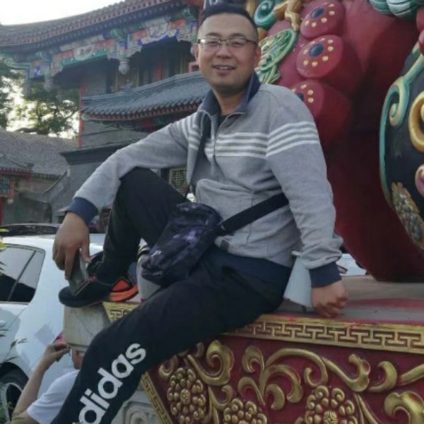 唐大勇的照片