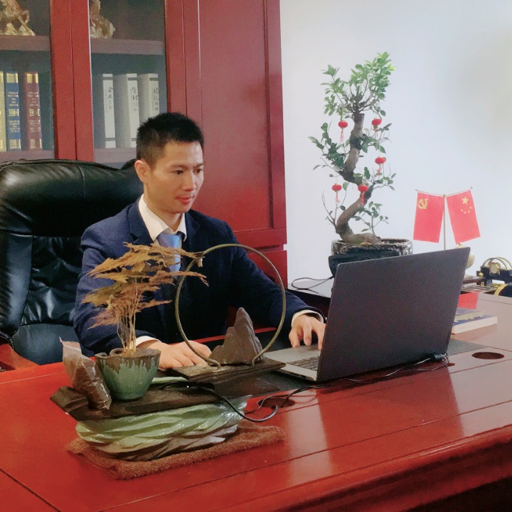 欧万能001的照片