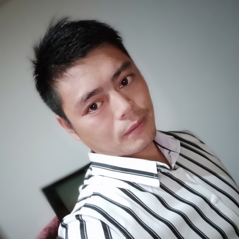 长情深拥保温杯的照片