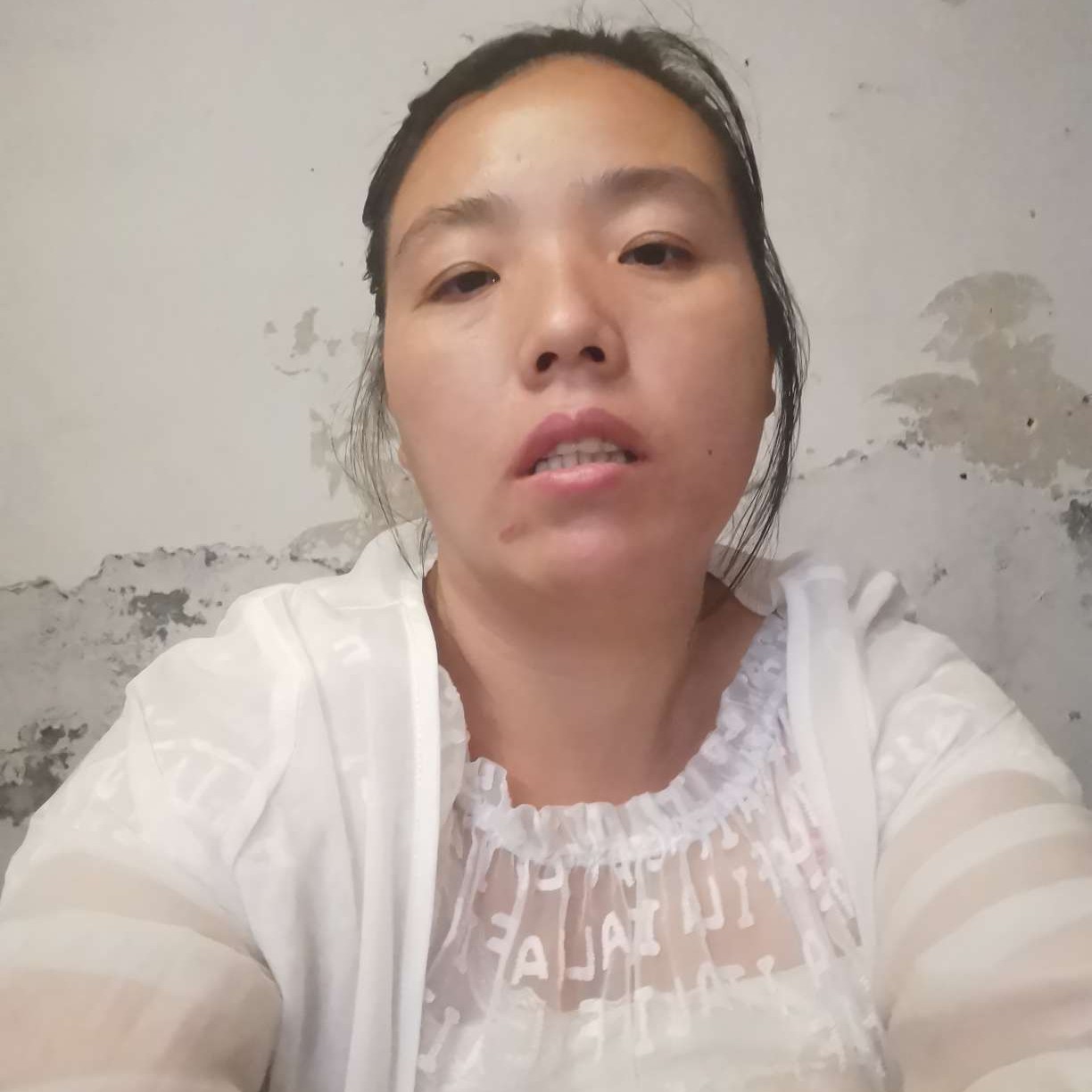 外套泪了独寂的照片