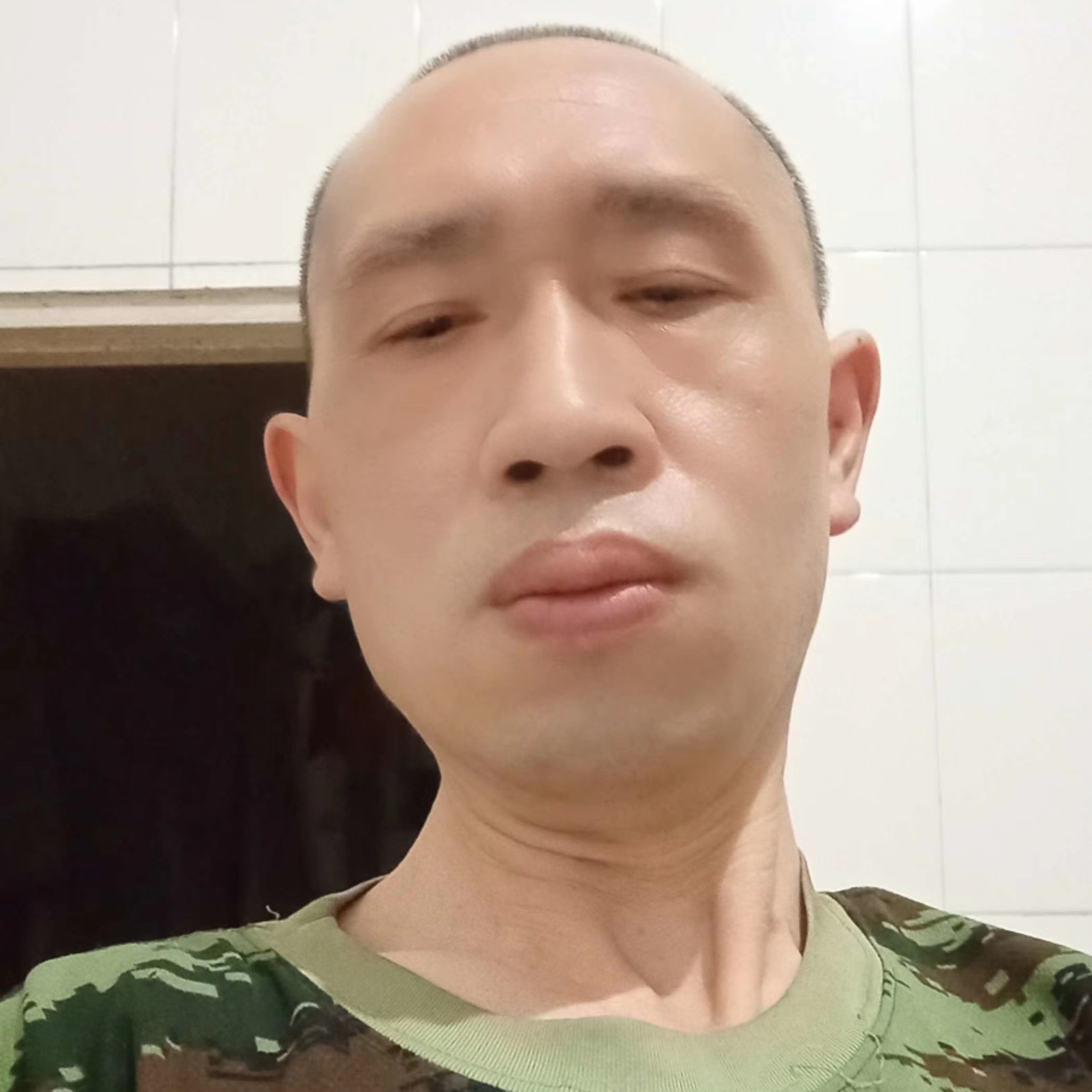悟空用爱撒娇的照片