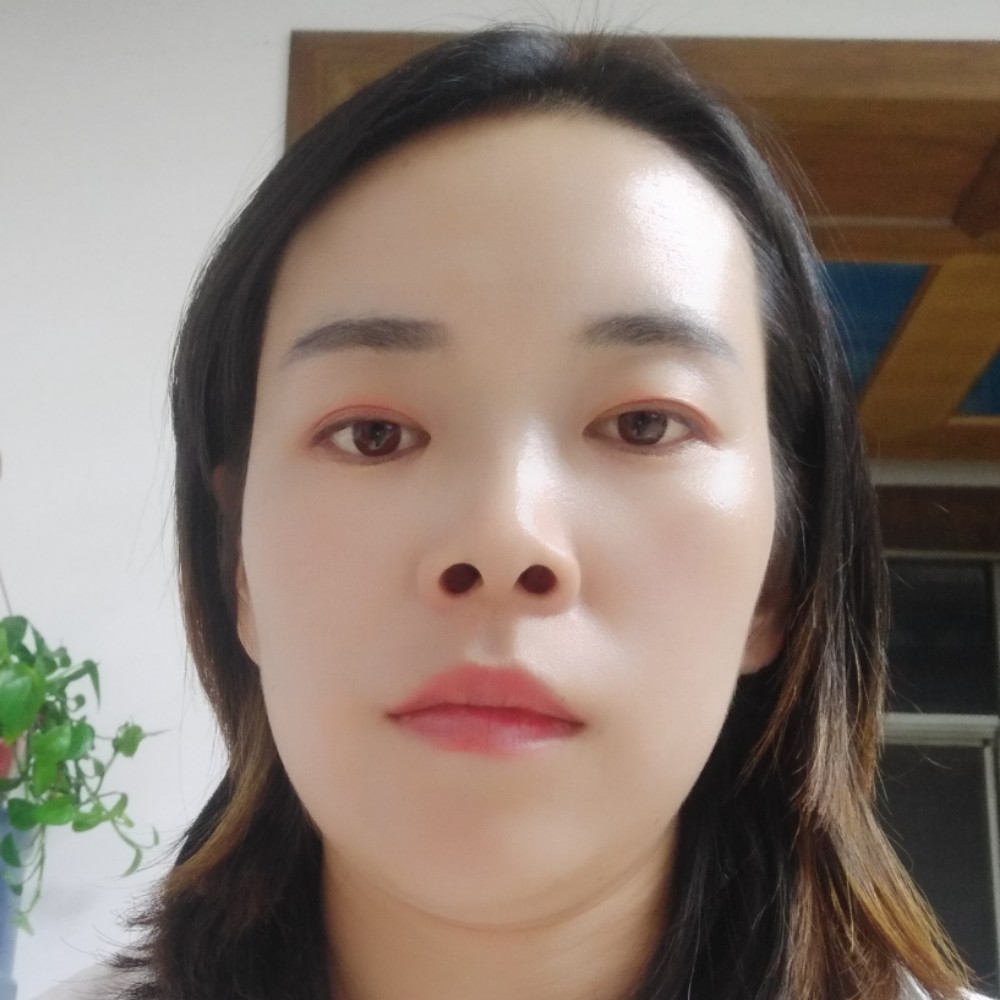 紫洢的照片