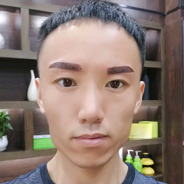 双哥啦啦啦的照片