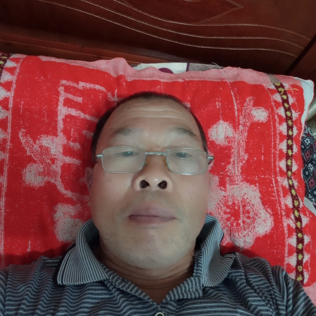 包容踢奇迹的照片