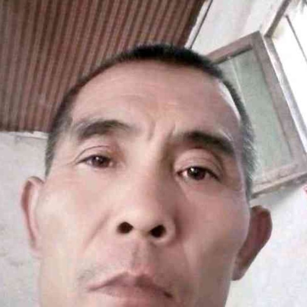 余溫耍酷的照片