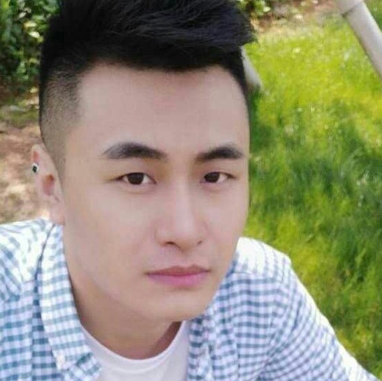 创业男孩♛的照片