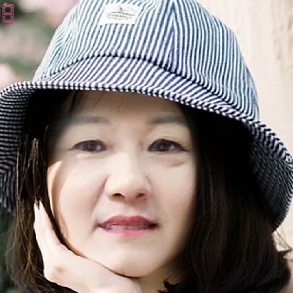 小鹿純子的照片