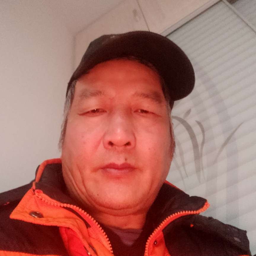 超短裙浅吻犹豫的照片